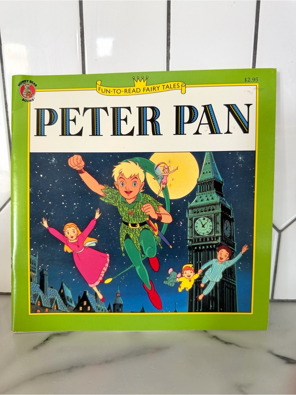 Vintage 1995 Honey Bear Books Fun-To-Read Fairy Tales “Peter Pan”